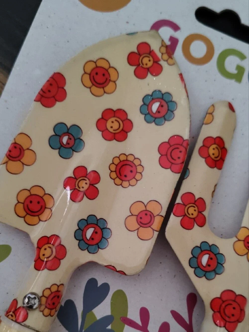 GOGO Kids Garden Tool Set - Cream with Red, Yellow & Blue Flowers